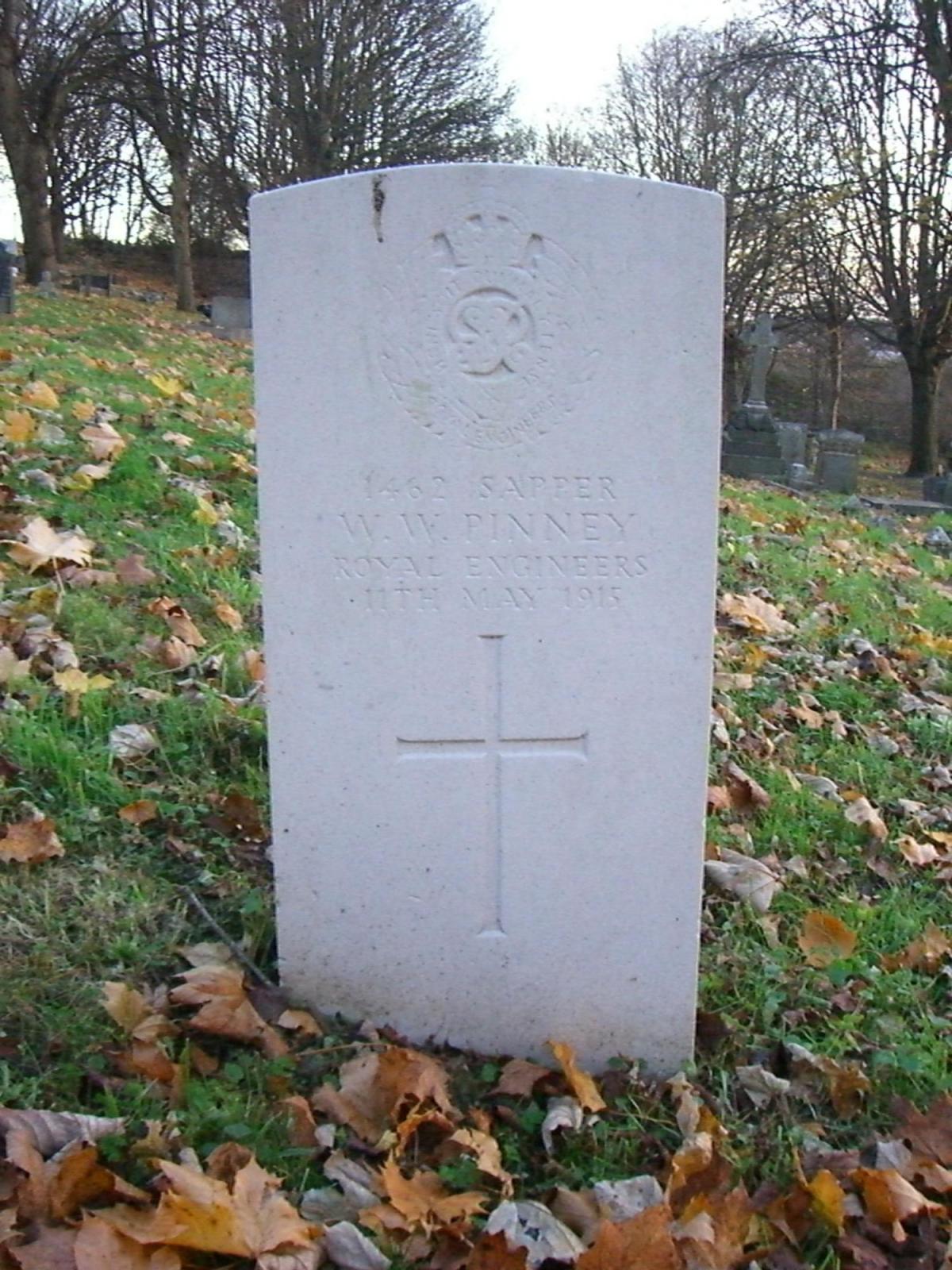 Gravestone of Walter William Pinney