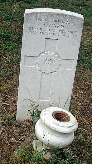 Cpl Arthur Ward gravestone