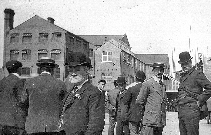 Wing, Arnold, Wing factory 1907